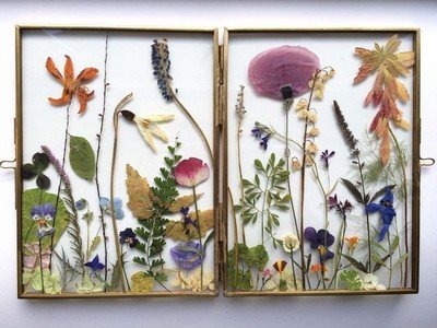 DIY: een bloemenschilderij met echte bloemen (Do It Yourself)