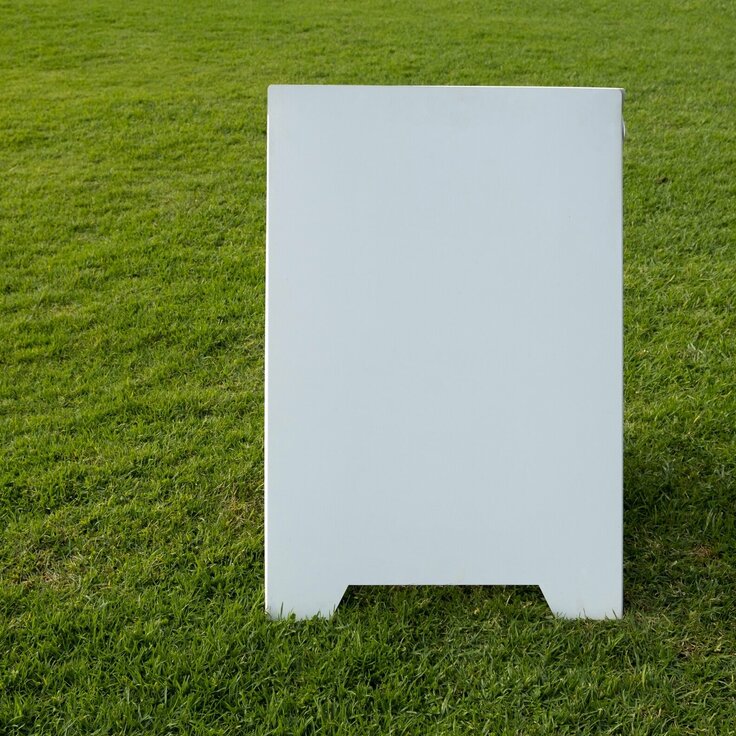 Seizoenspromoties in de spotlight: buitenreclame voor tuincentra (Tuinnieuws)